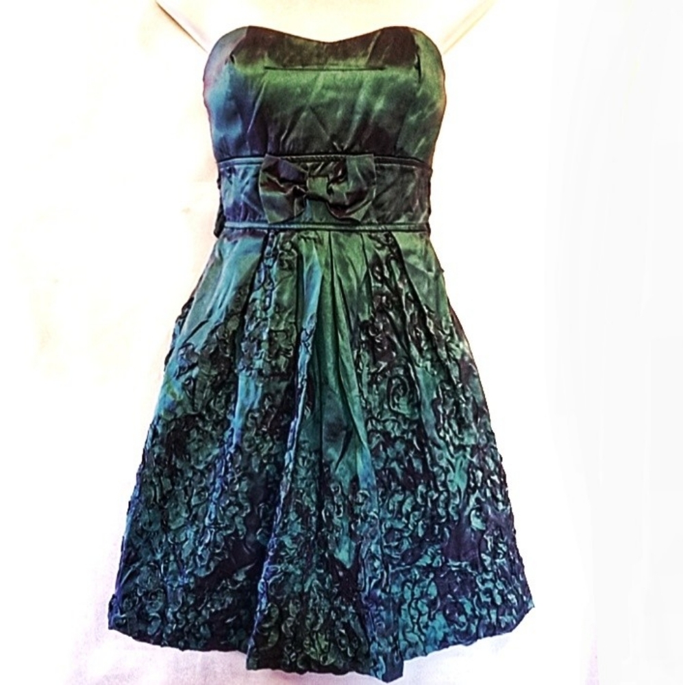 RUBY ROX IRIDESCENT PURPLE/TEAL STRAPLESS DRESS